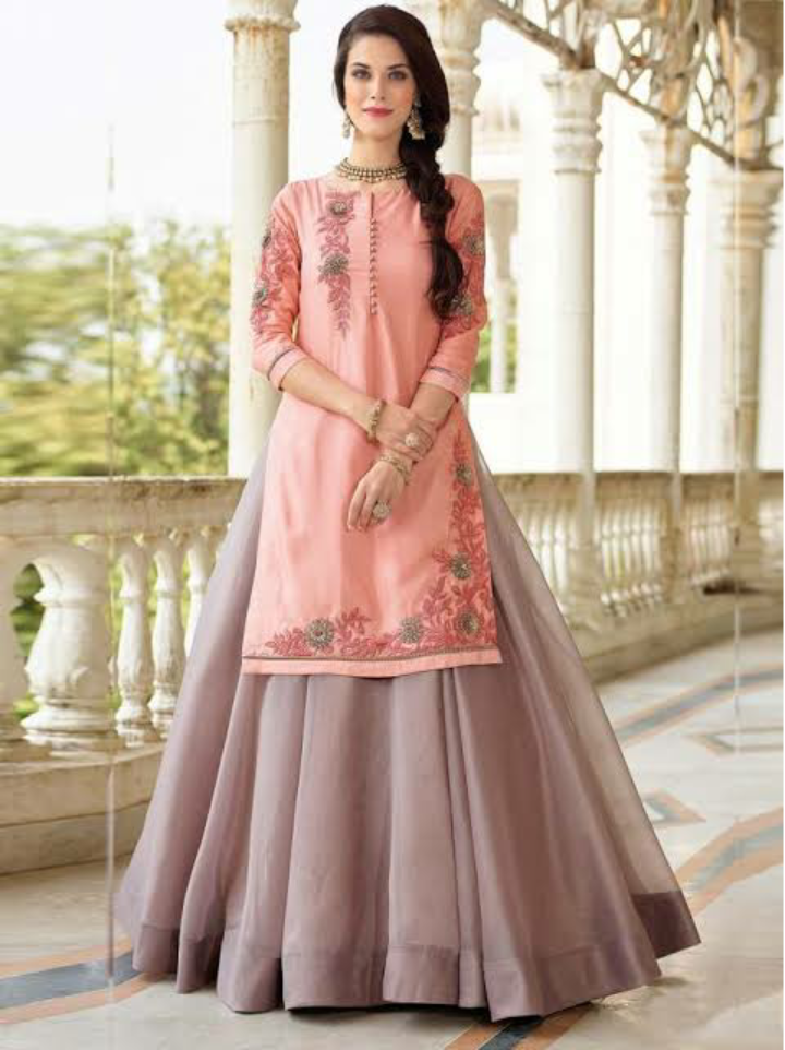 Latest trending dresses outlet for girls