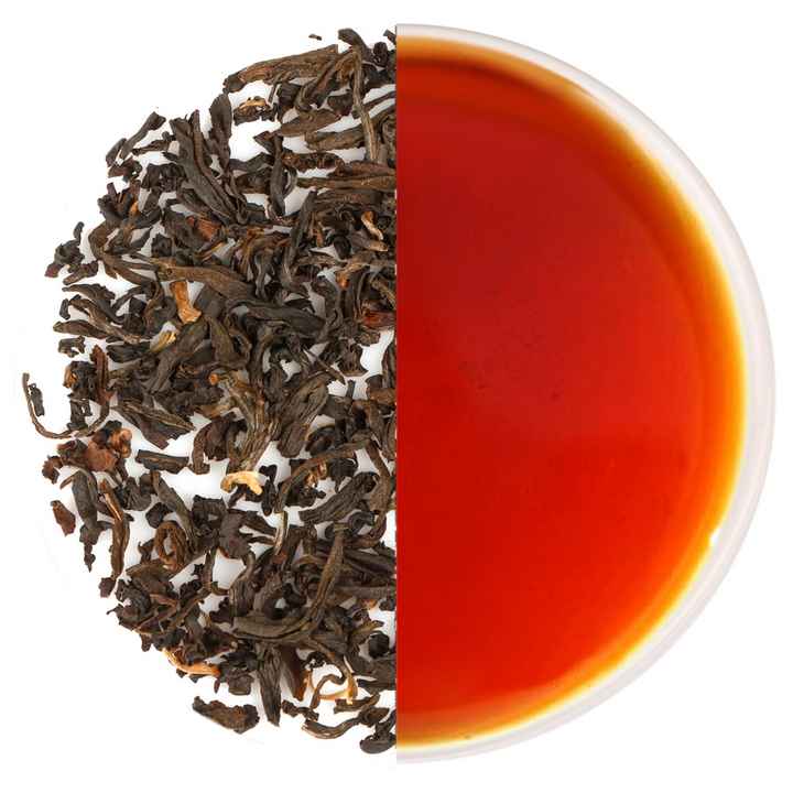 Черный чай песня. Цвет черного чая. Чай черный Бистон. Черный чай эффект. Чай Ассам цвет.