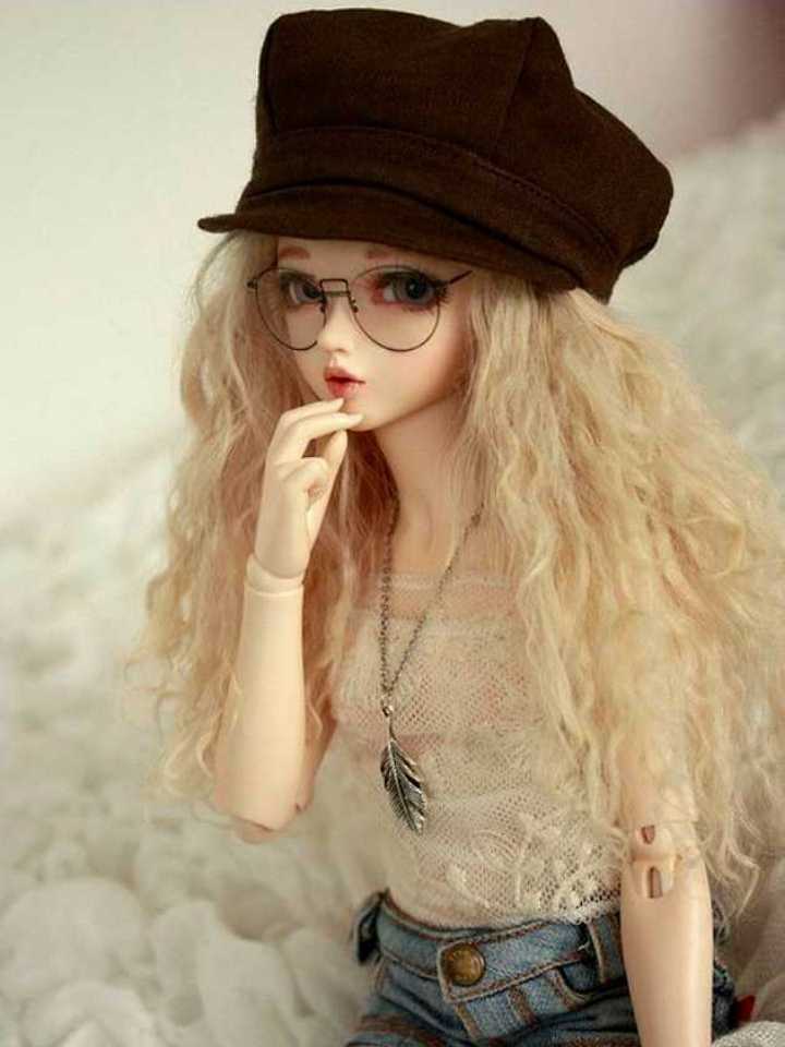 So store cute doll